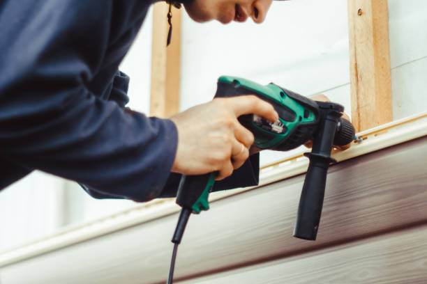 Affordable siding repair and maintenance services in Oakfield, WI